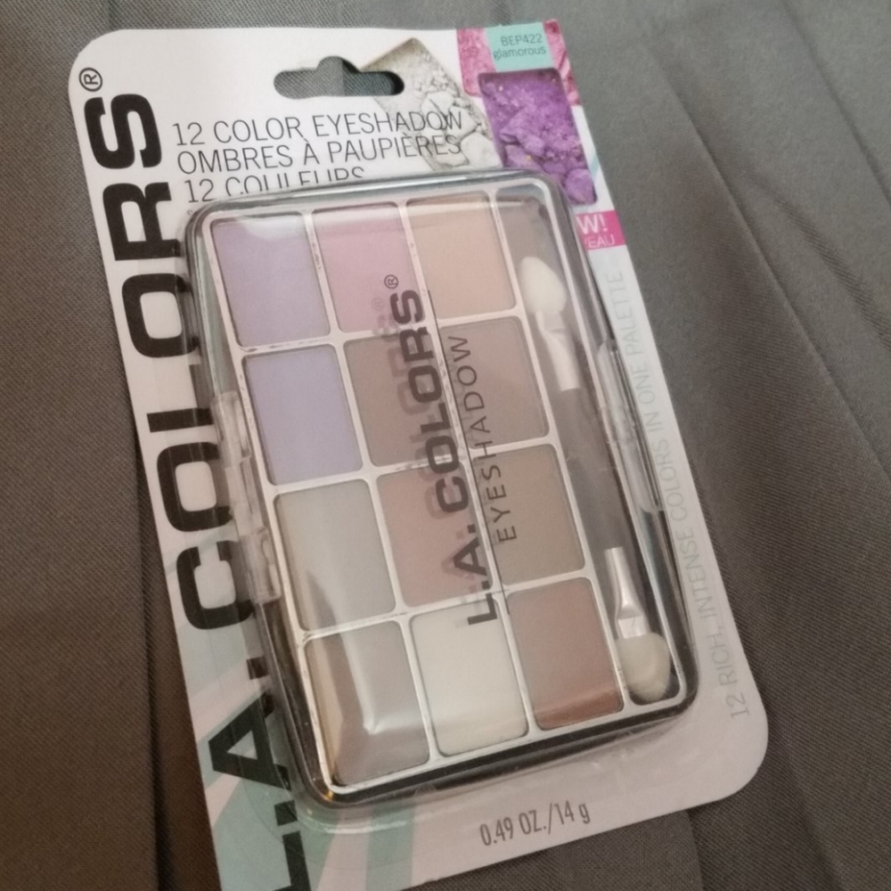 L.A. Colors 12 color Eyeshadow Palette - Glamorous
